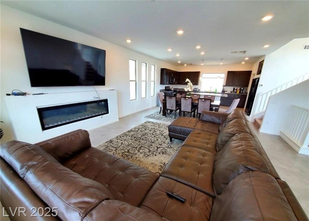 Property Photo: 7984 Mountain Lilac Street NV 89113