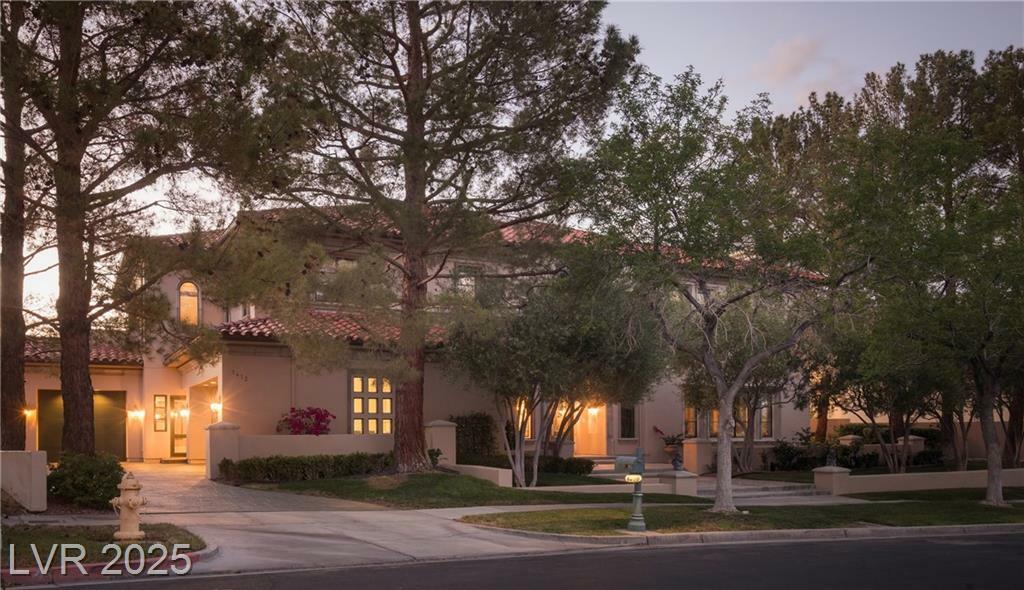 Property Photo: 1413 Iron Hills Lane NV 89134
