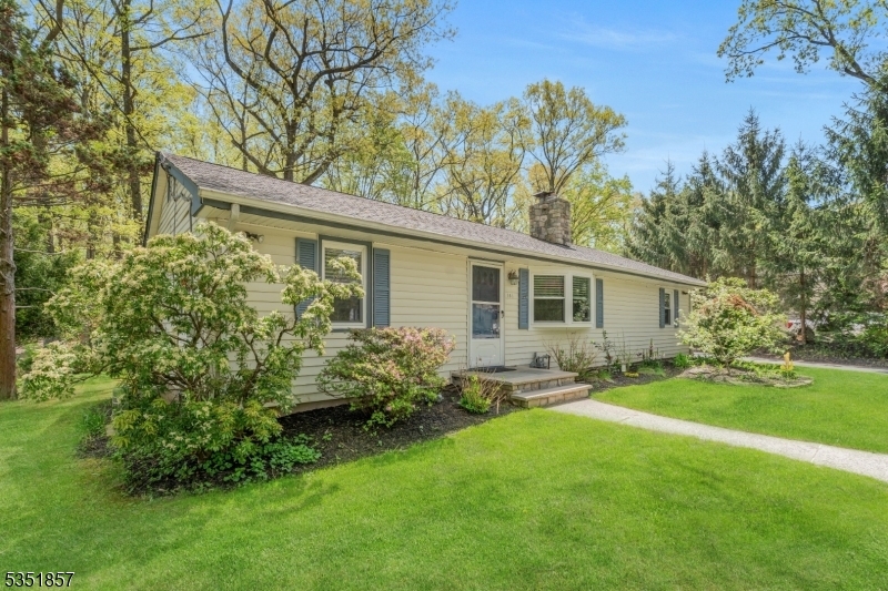 Property Photo: 165 Fox Hill Rd NJ 07834