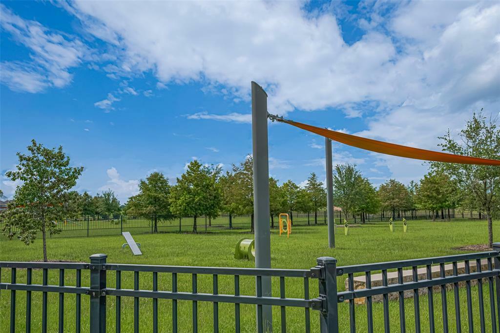 Property Photo: 23611 Blackhaw Blossom Lane TX 77493