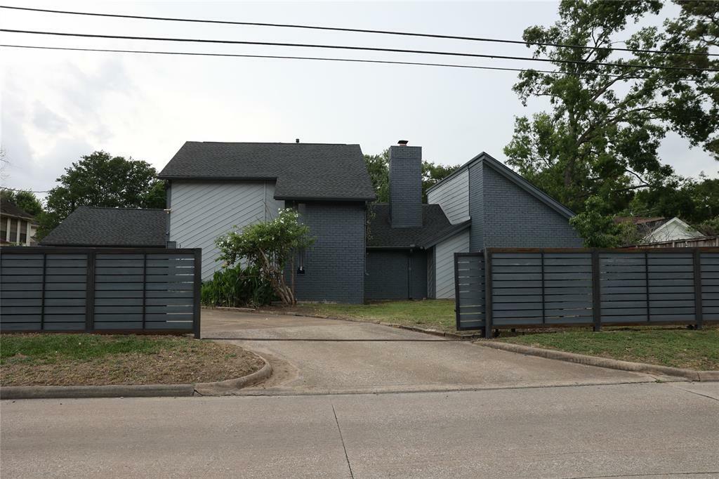 Property Photo: 1035 Wirt Road TX 77055