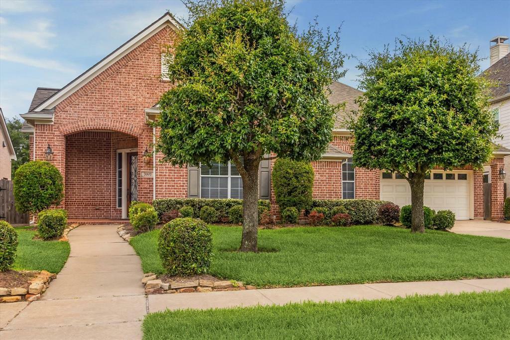 Property Photo: 7007 Paxton Court TX 77479