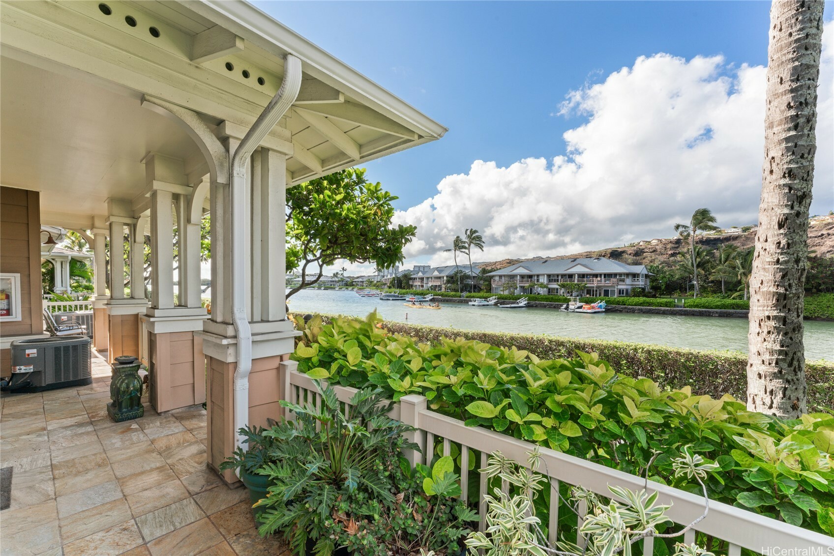 520 Lunalilo Home Road V1408  Honolulu HI 96825 photo