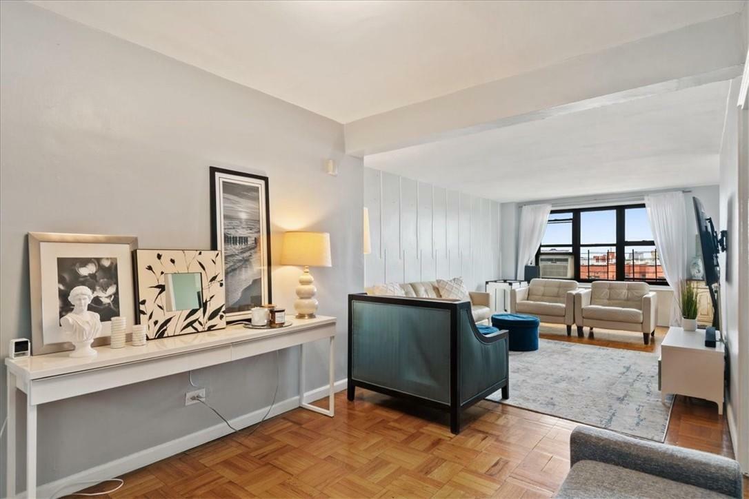 Property Photo: 2835 Webb Avenue 9D NY 10468