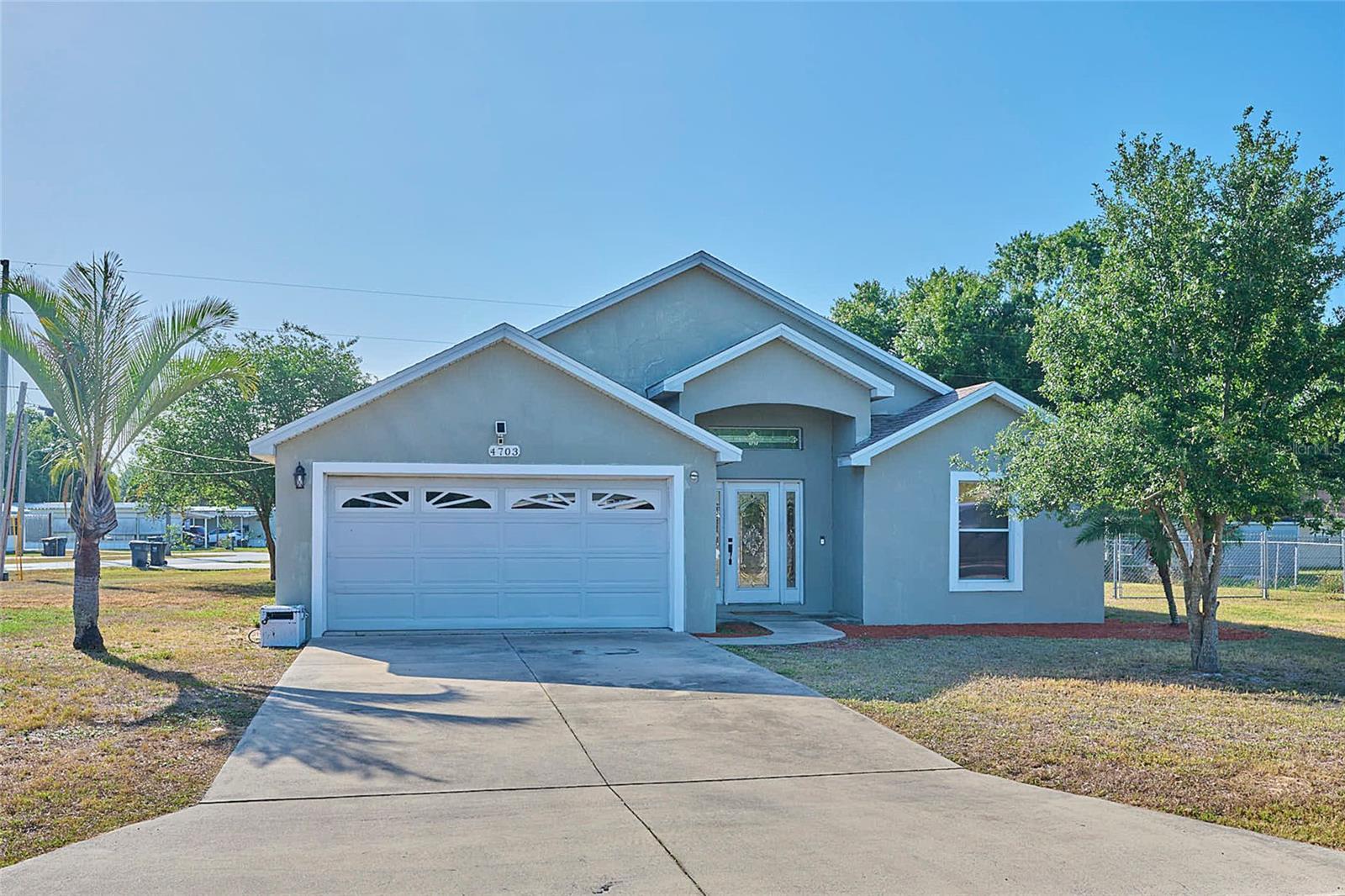 Property Photo: 4703 Benton Street FL 33859