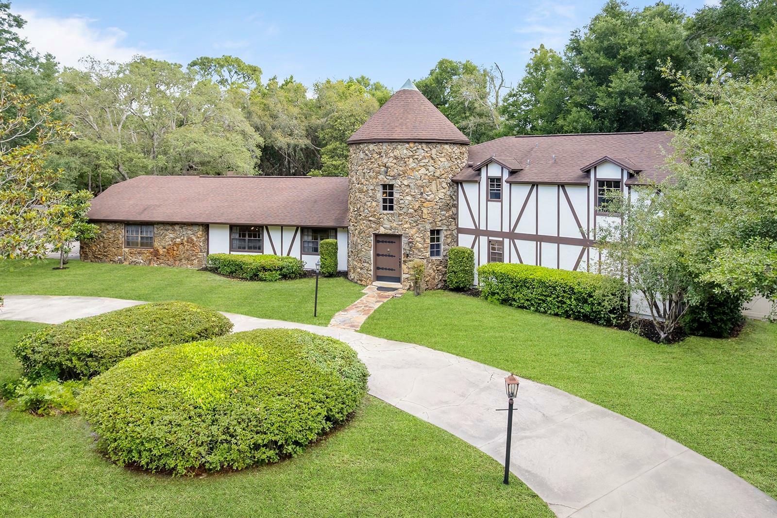 Property Photo: 3420 Dawn Court FL 32746