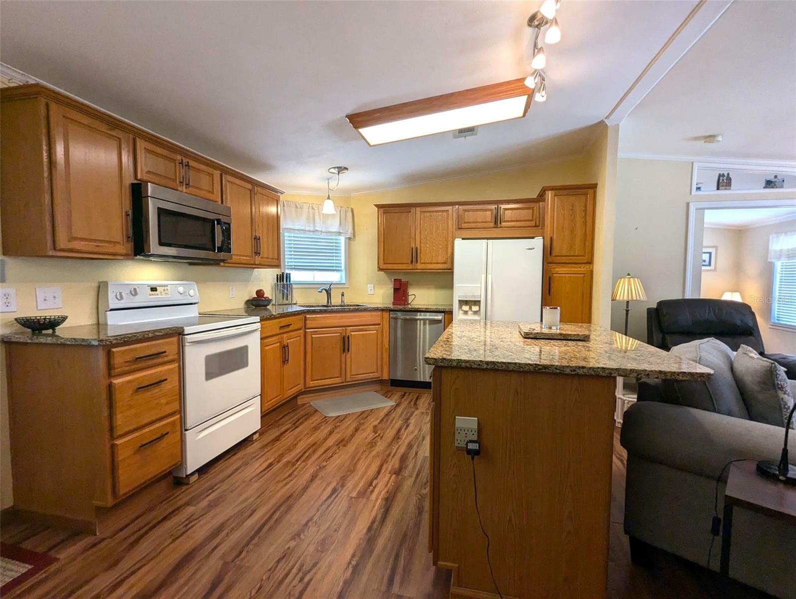 Property Photo: 2100 Kings Highway 977 FL 33980