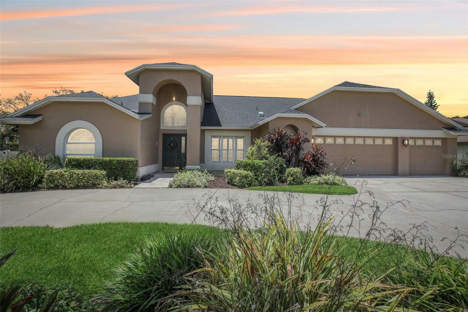 Property Photo: 16910 Equestrian Trail FL 33556