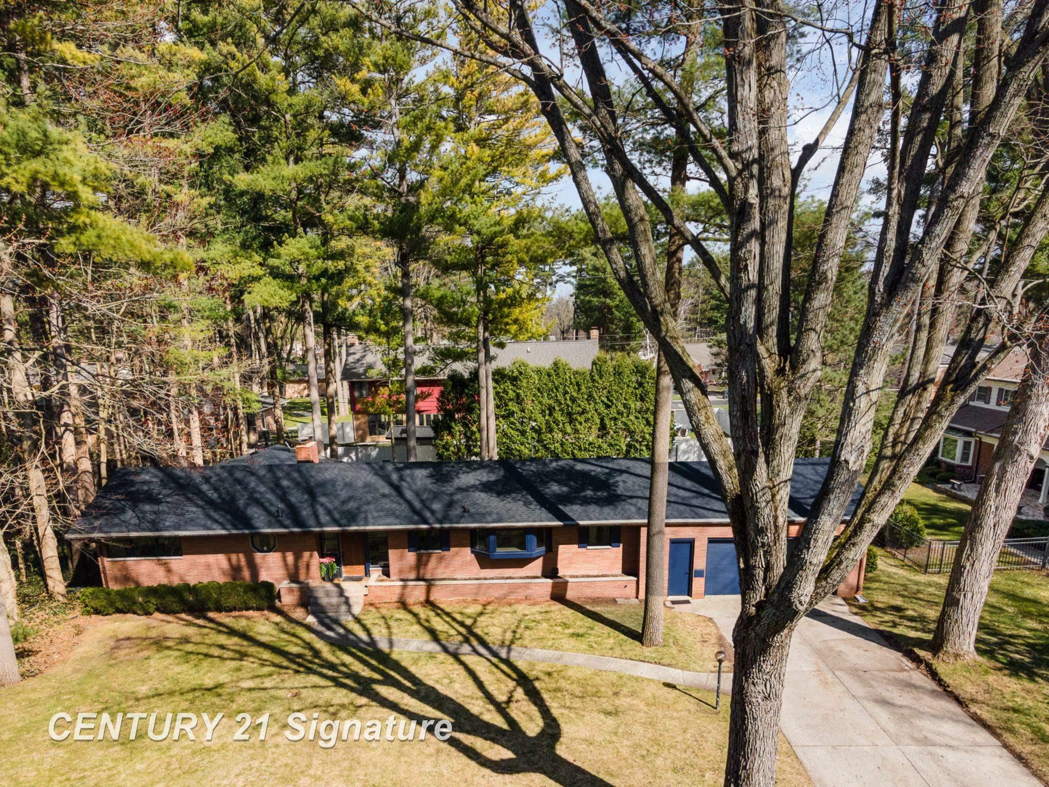 Property Photo: 1576 Linden Place MI 48638