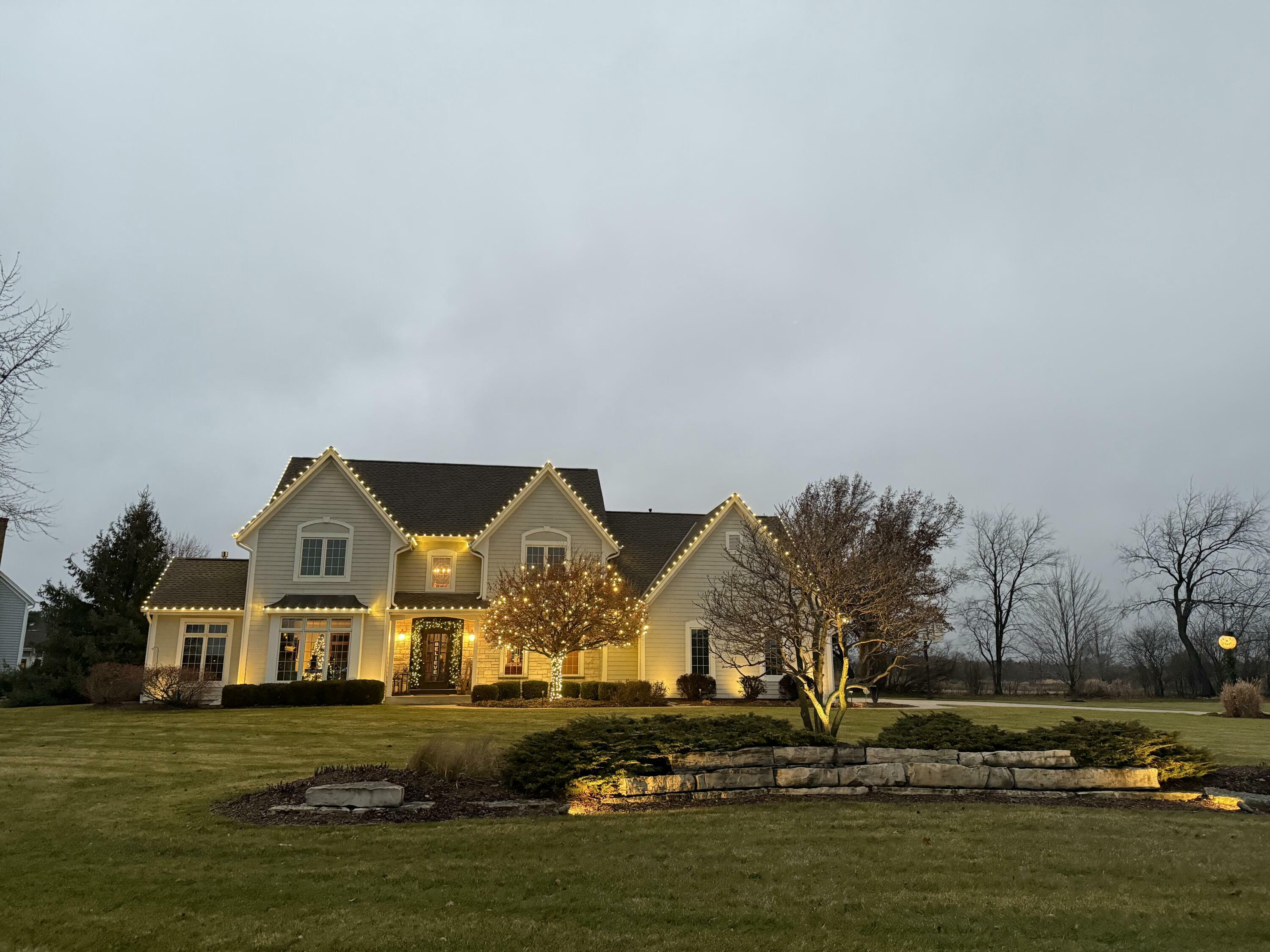 Property Photo: W291n6377 Red Tail Ln WI 53029