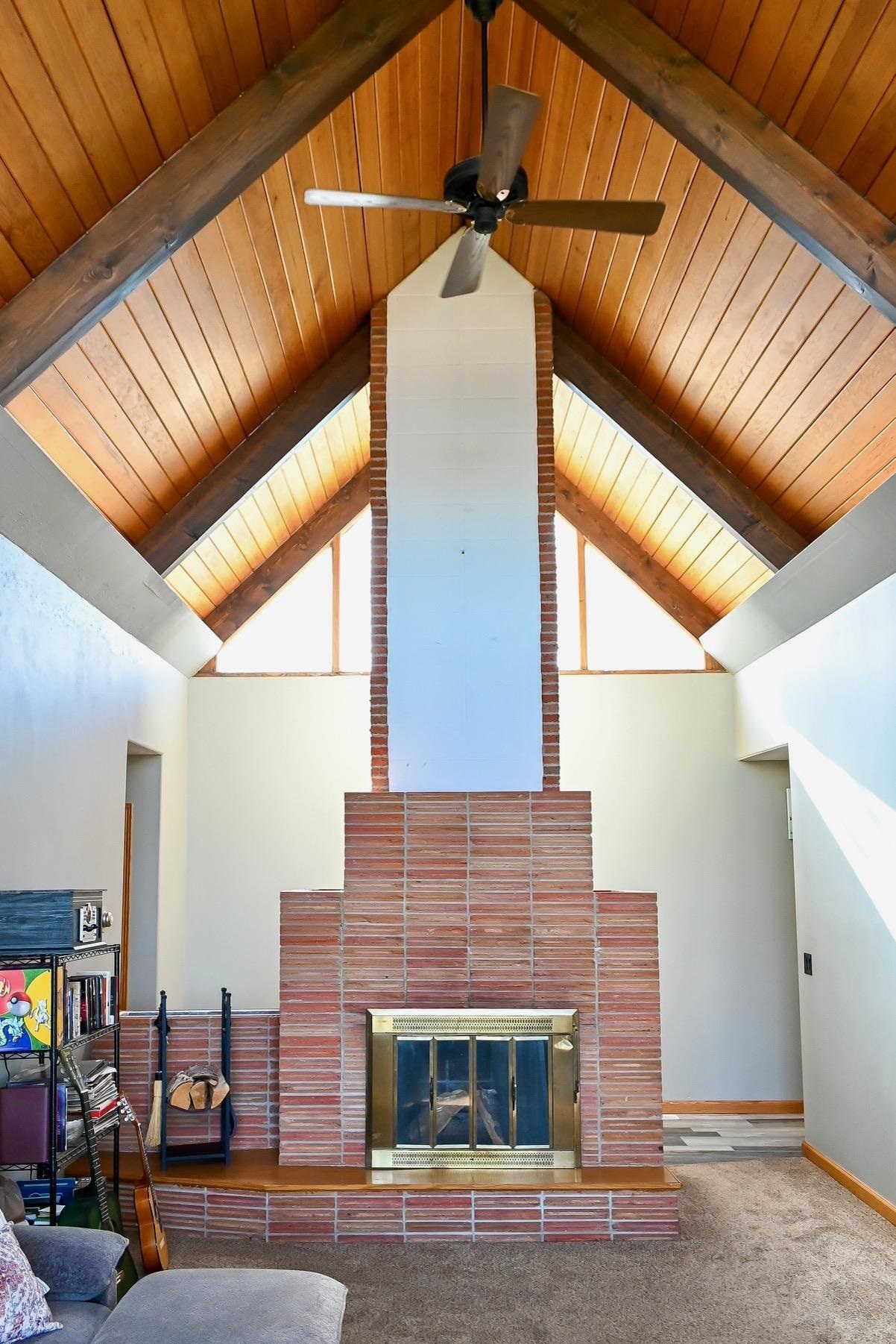 Property Photo: 1612 6th St NW ND 58703