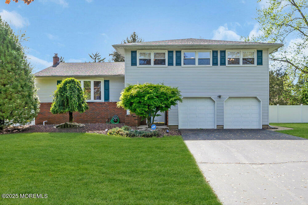 2 Doral Court  Manalapan NJ 07726 photo