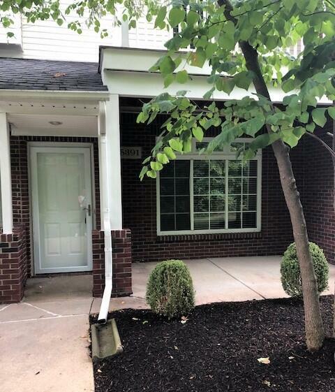 5391 Twin Oaks Drive  Sterling Heights MI 48314 photo