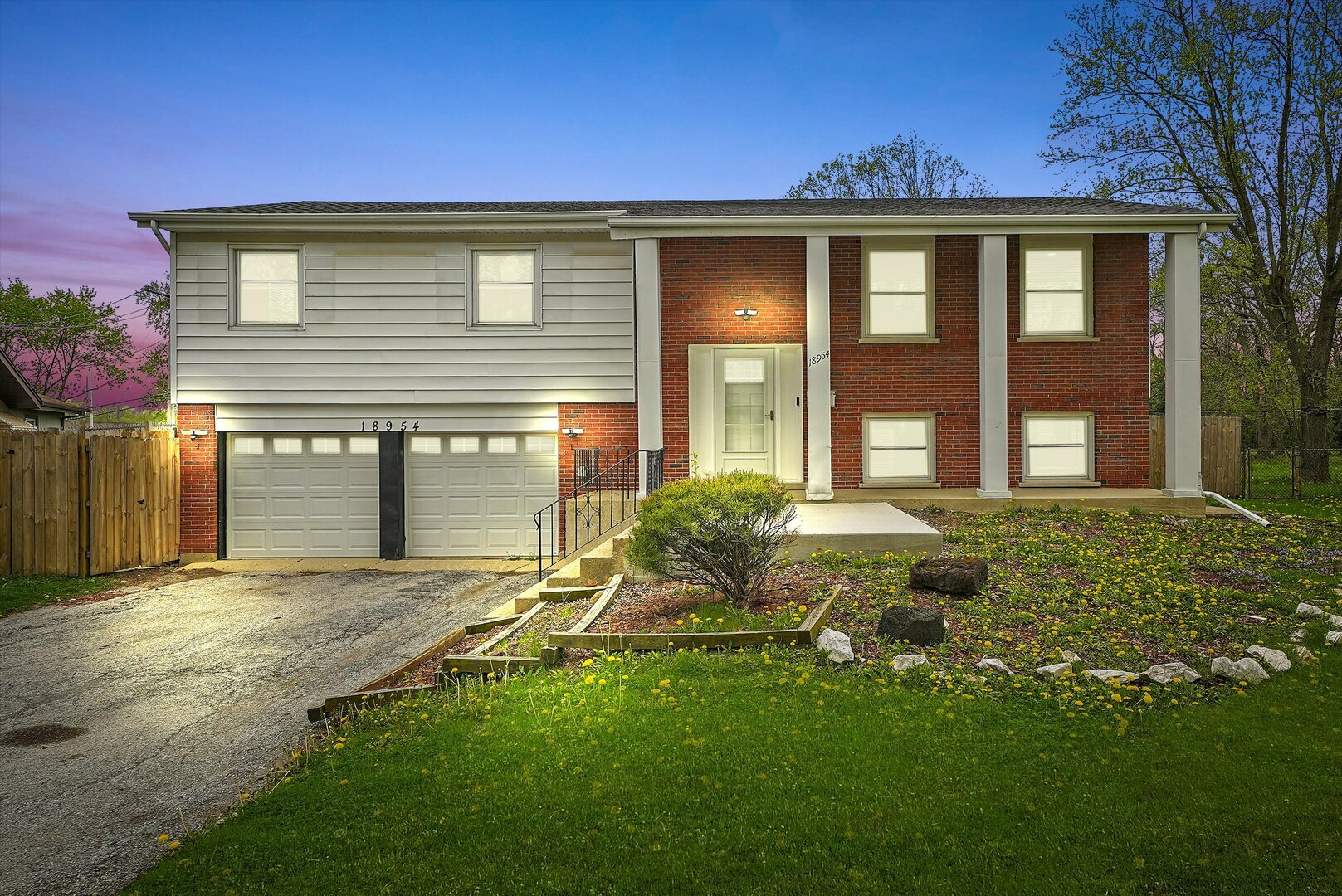 18954 Boulder Court  Homewood IL 60430 photo