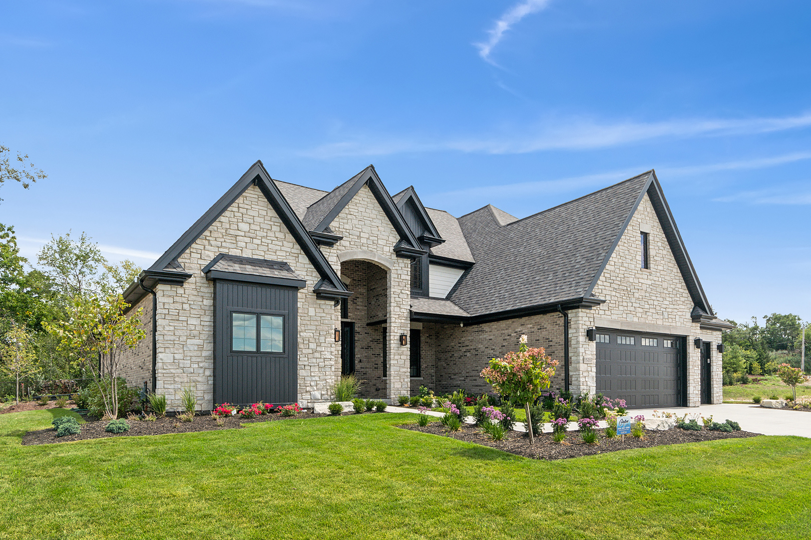 Property Photo: 15217 Penrose Court IL 60467
