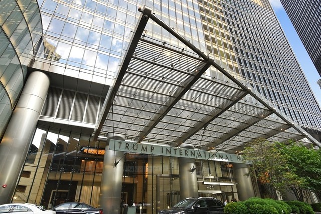 Property Photo: 401 N Wabash Avenue 57F IL 60611