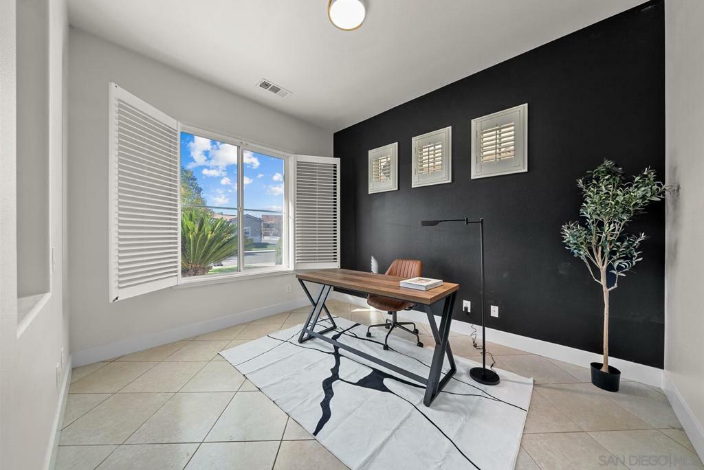 Property Photo: 33950 Summit View Pl CA 92592