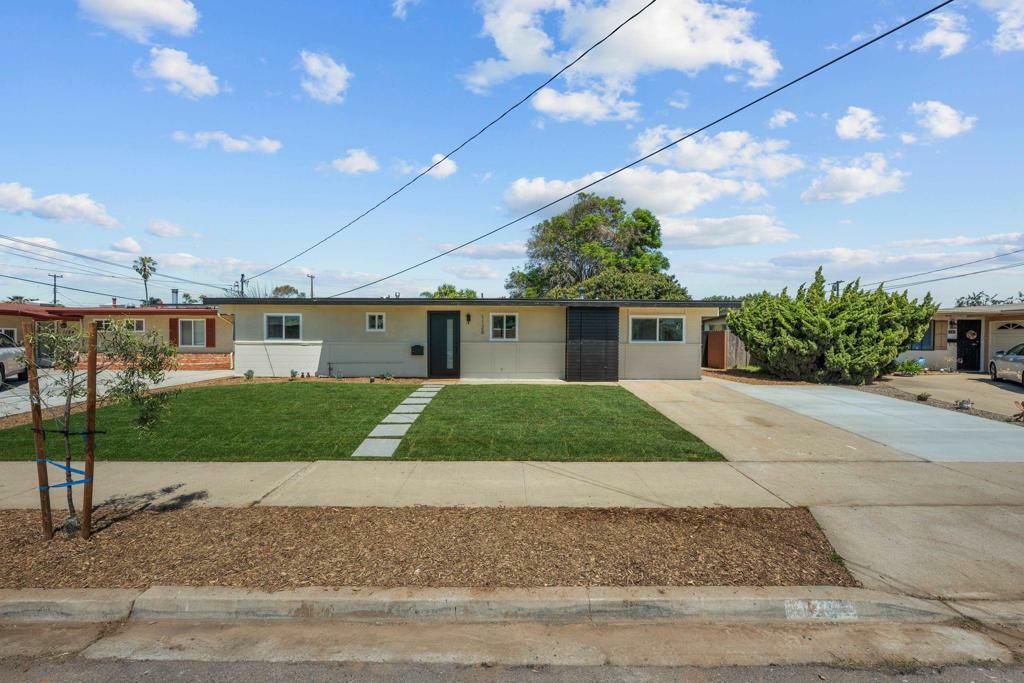 Property Photo: 1128 Hemlock Ave CA 91932