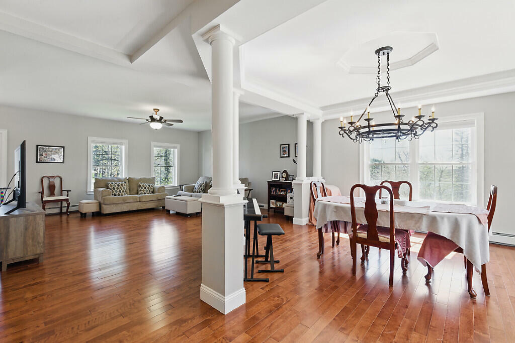 Property Photo: 62 Winthrop Street ME 04347