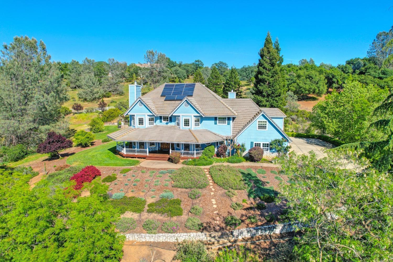Property Photo:  2601 Roundhill Circle  CA 95667 