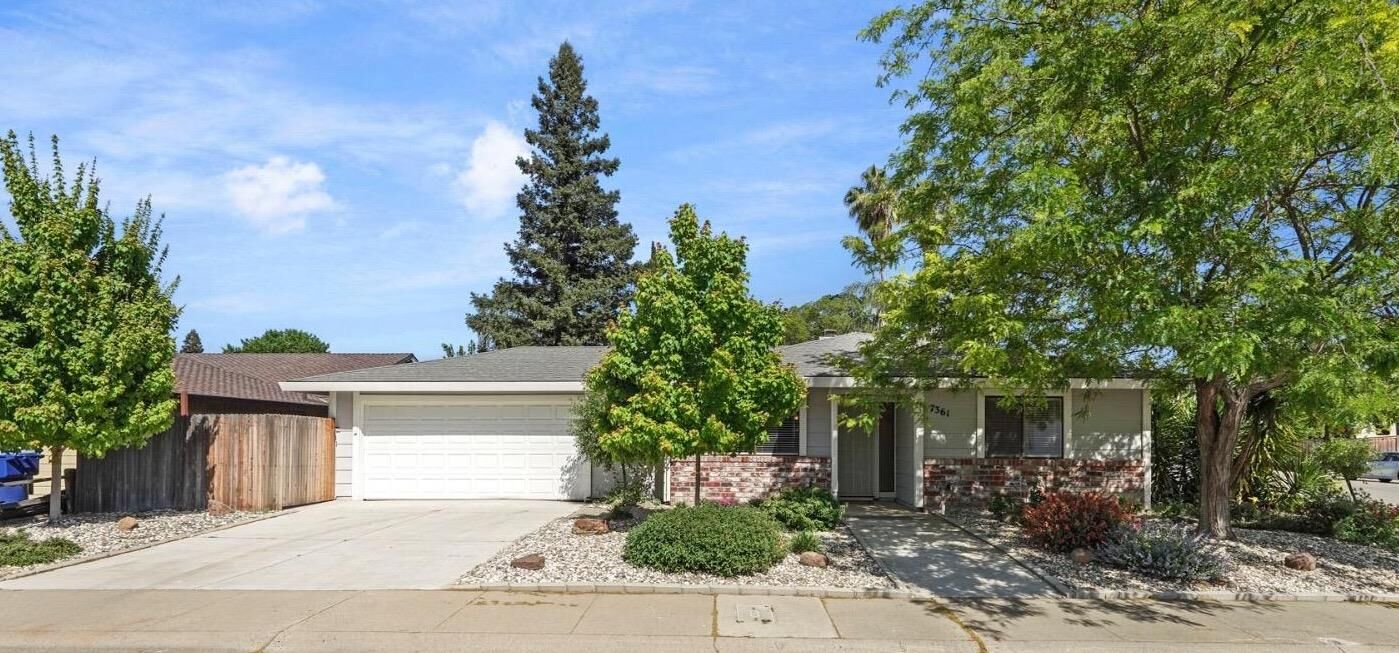 Property Photo:  7361 Flowerwood Way  CA 95831