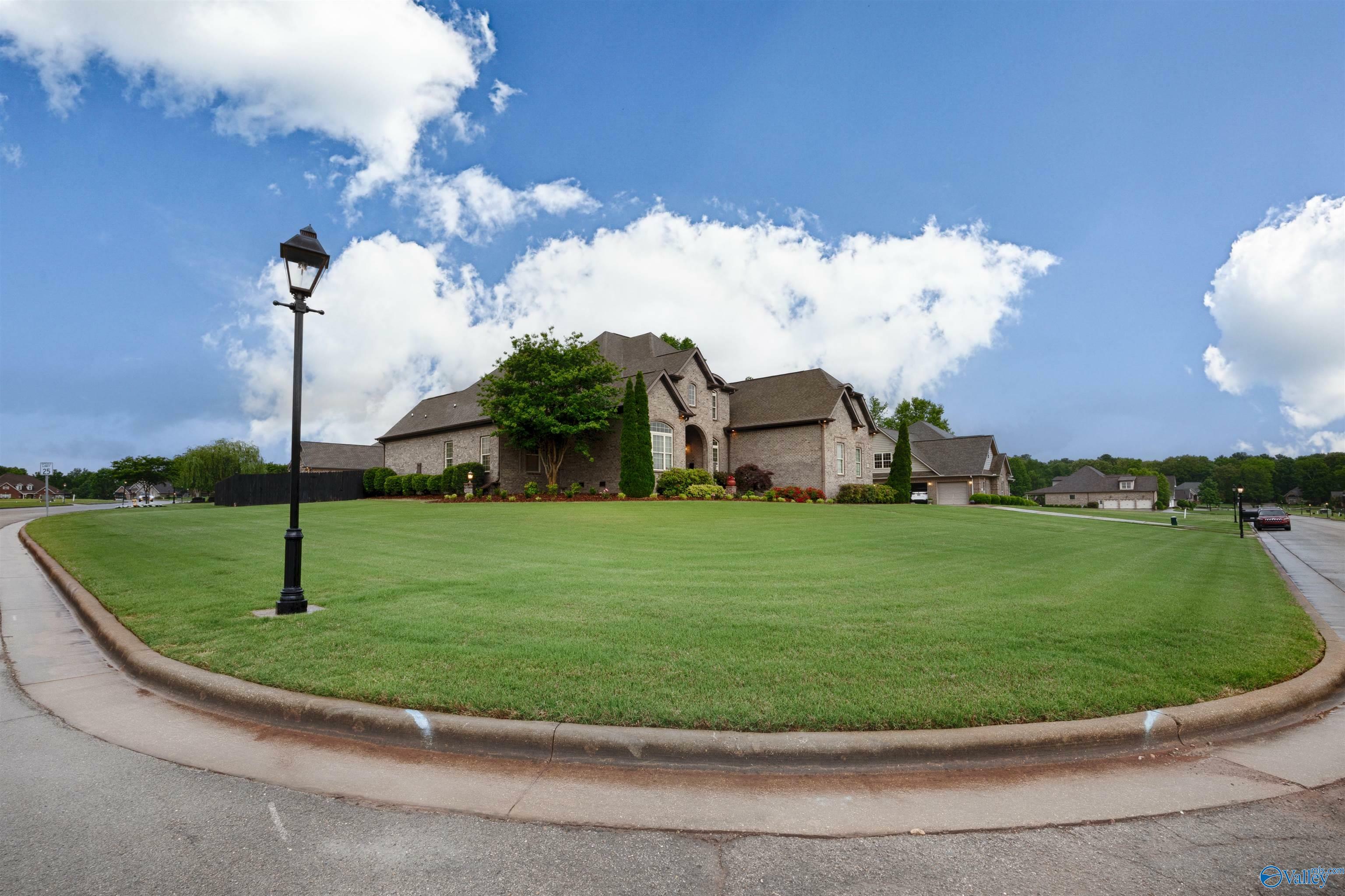 Property Photo: 16335 Travertine Drive AL 35613