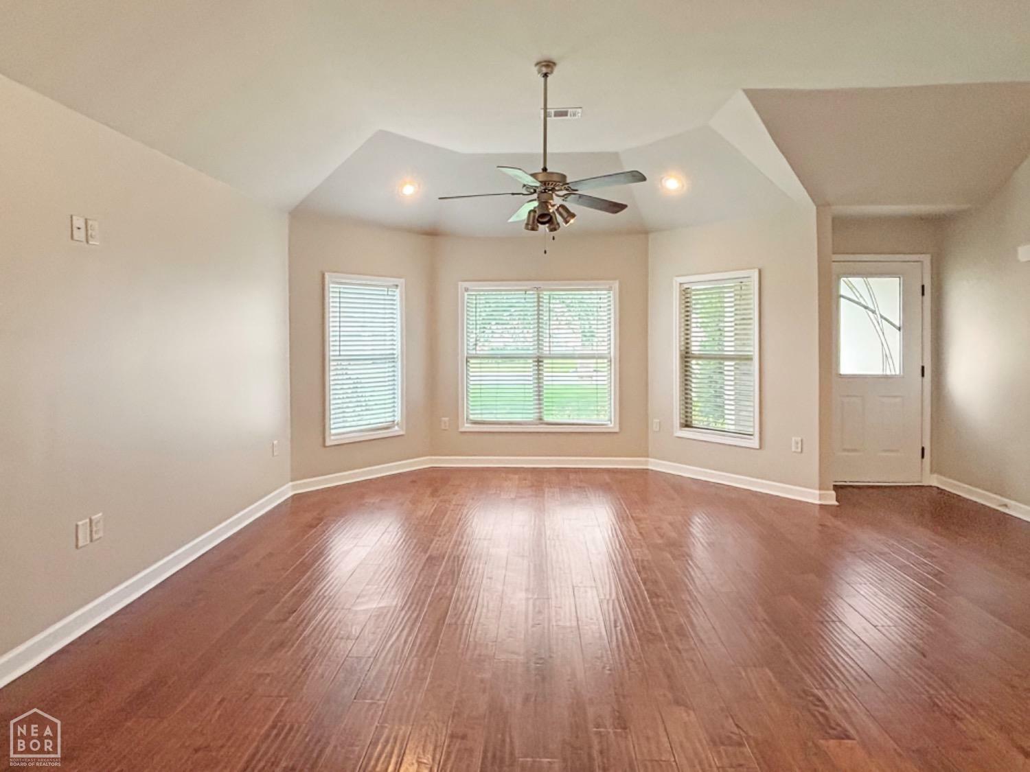 Property Photo: 6032 Wisteria Lane AR 72404