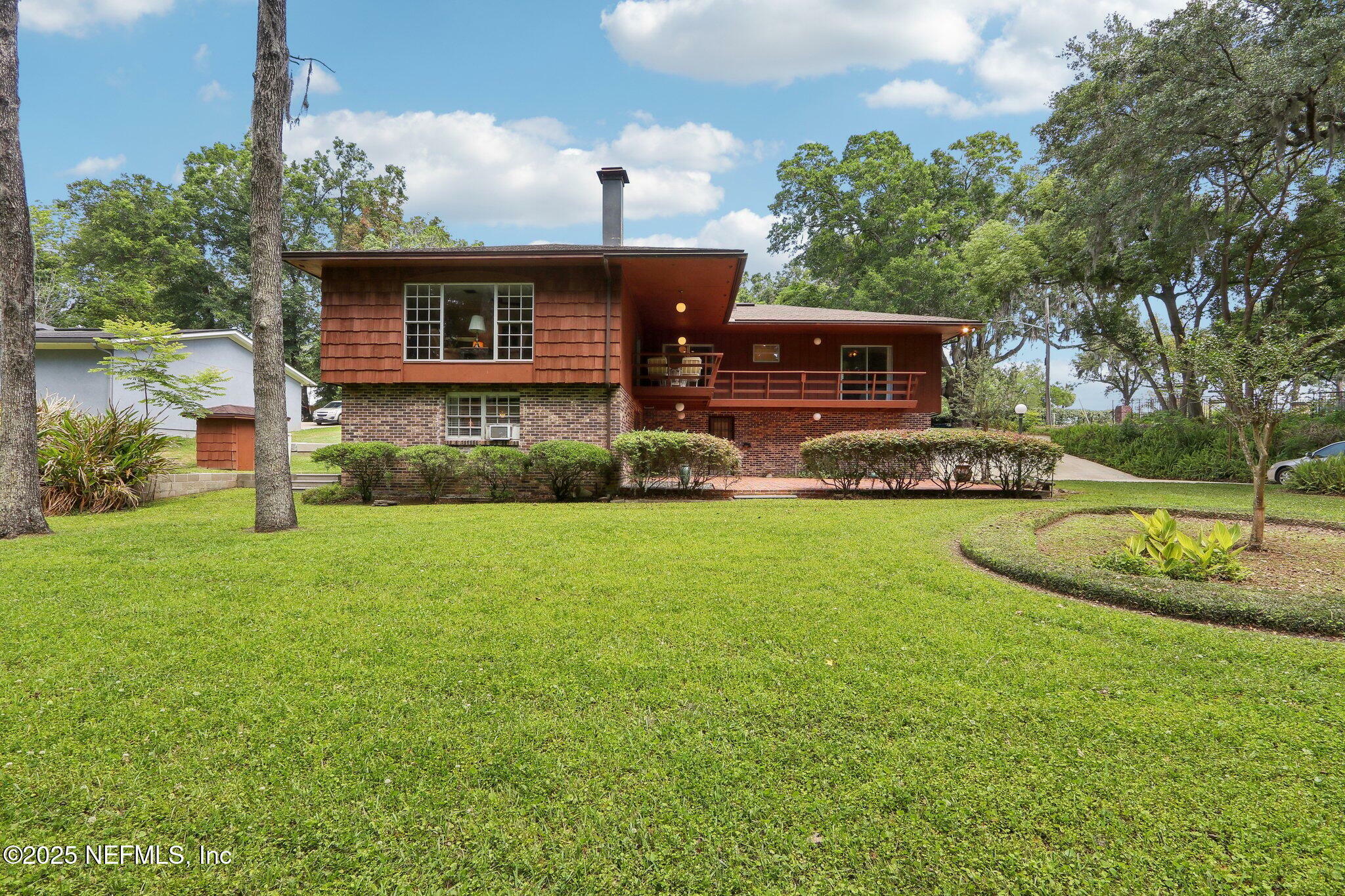 Property Photo: 6264 Riviera Lane FL 32216