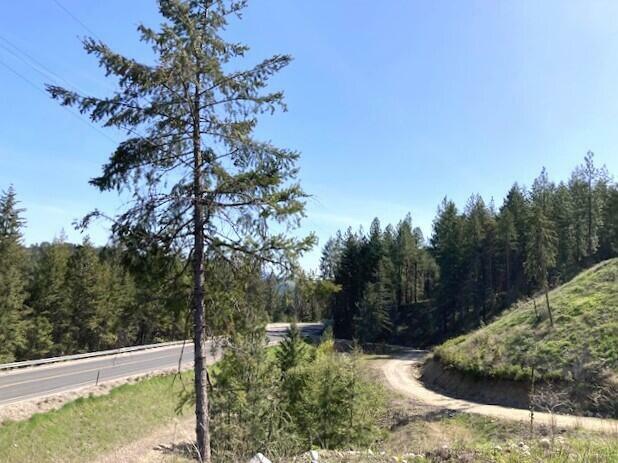 Property Photo: 1381 #B Hwy 25 S WA 99141