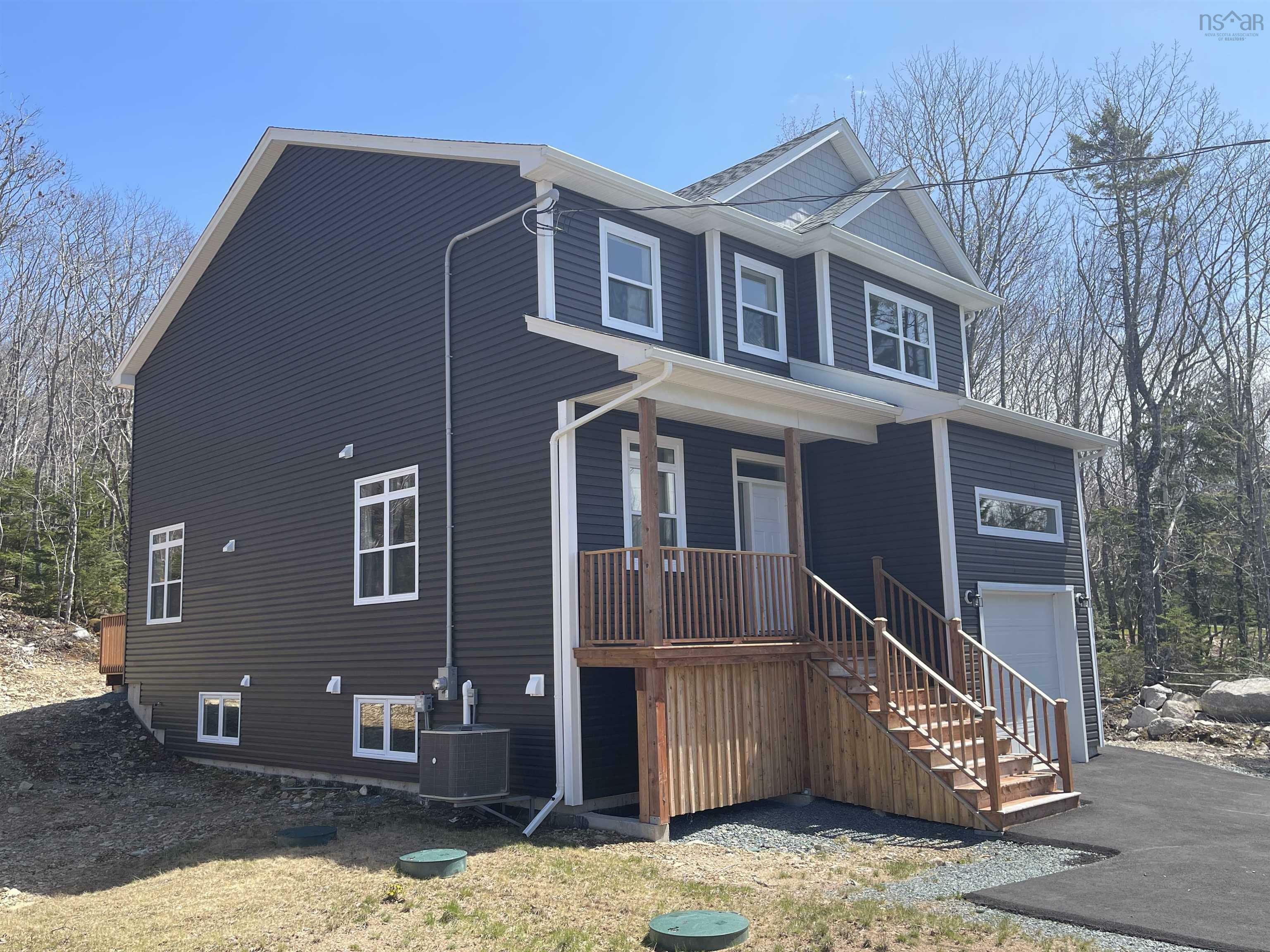 Property Photo: 736 Wisteria Lane NS B3Z 4K7
