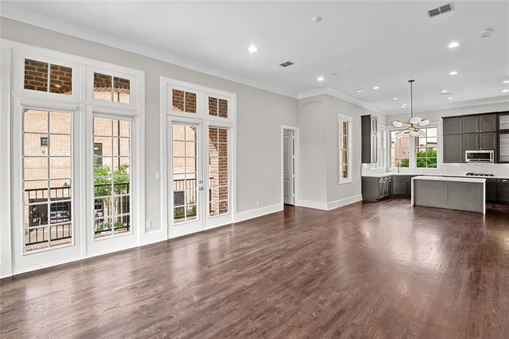 Property Photo:  5200 Weiss Lane  TX 75039 