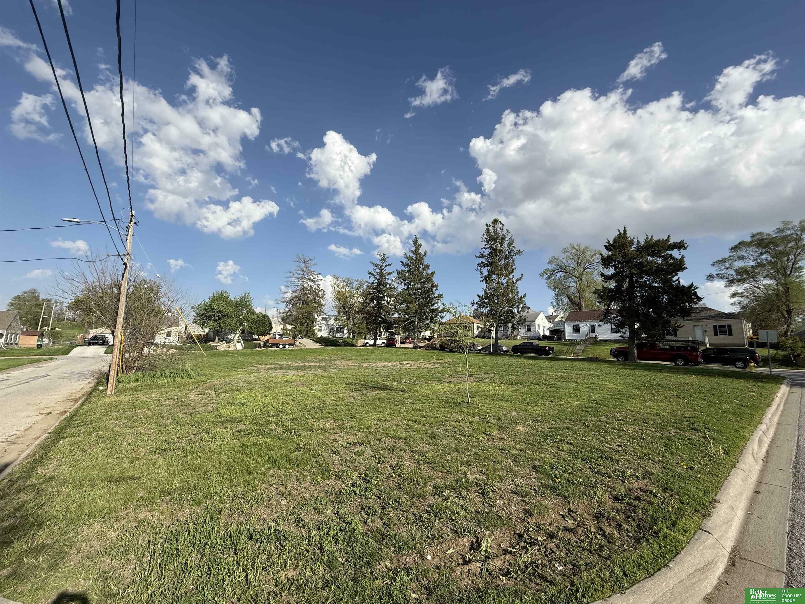 Property Photo: 6216 Campbell Avenue NE 68107