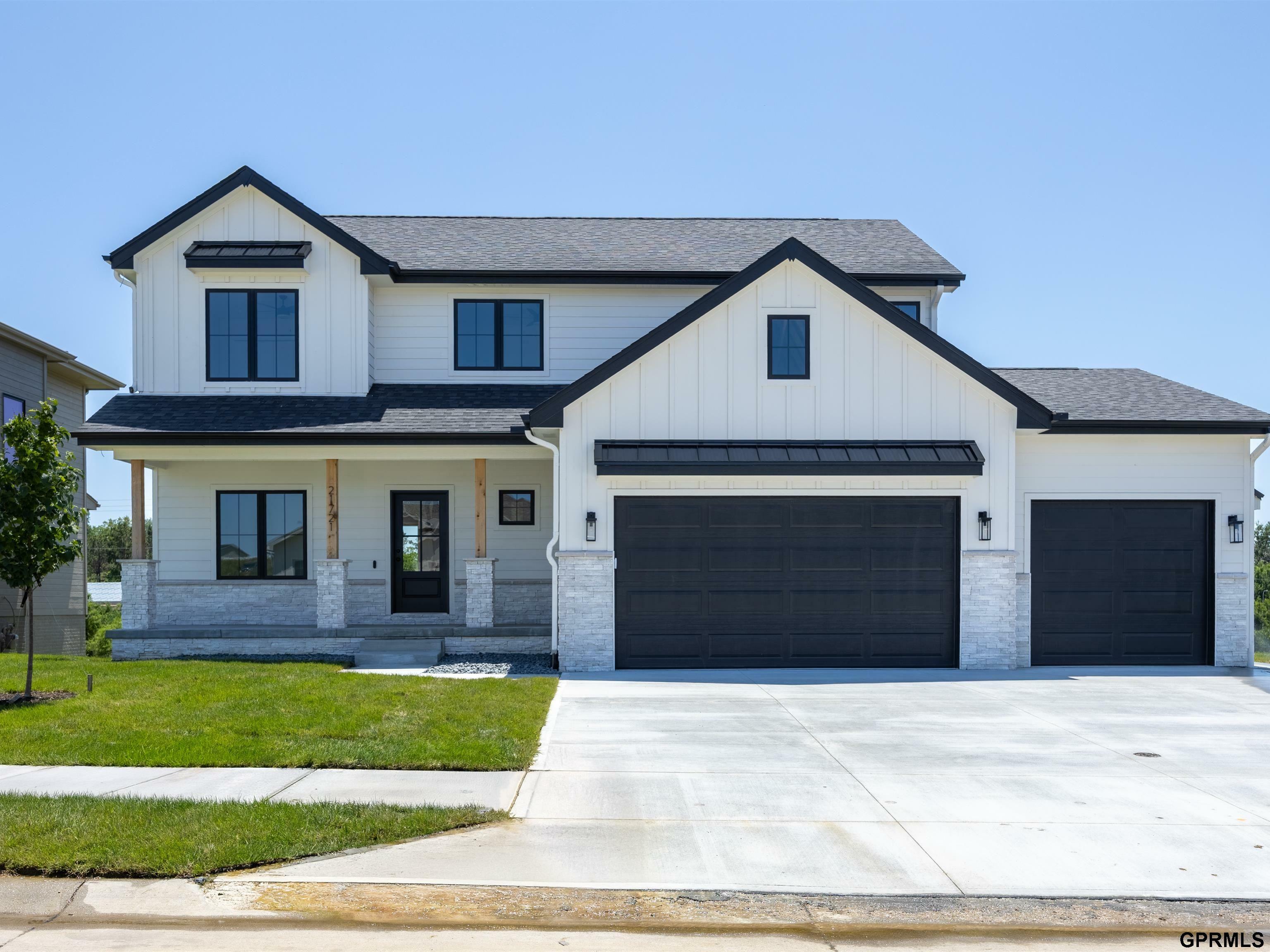 Property Photo: 11007 S 218 Street NE 68028