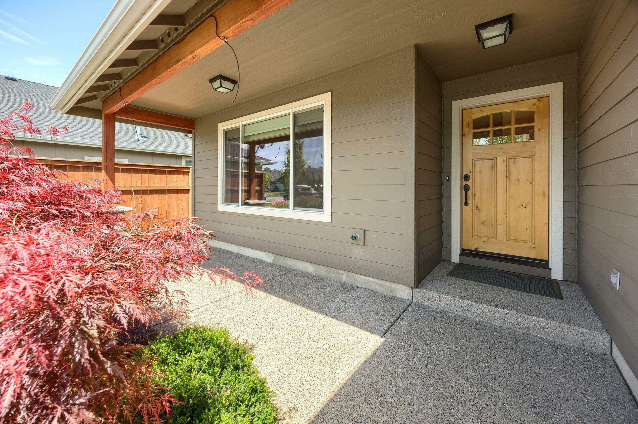 Property Photo: 2778 Esther Lane OR 97527