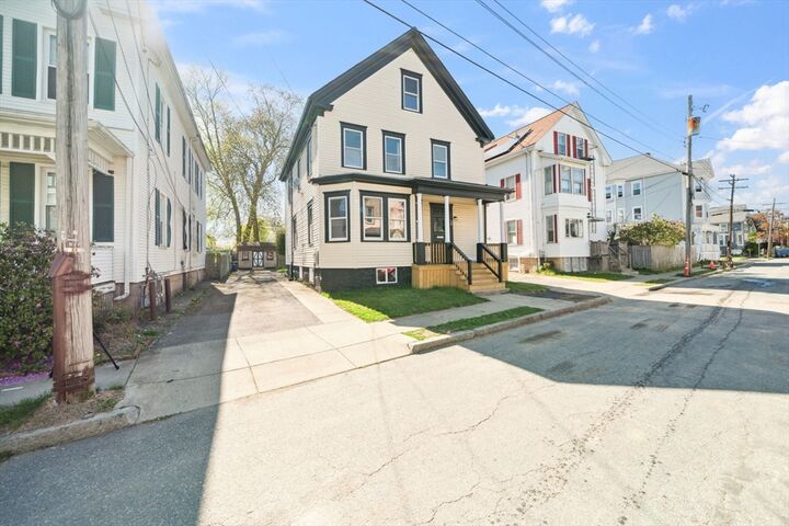 19 Richmond St  New Bedford MA 02740 photo