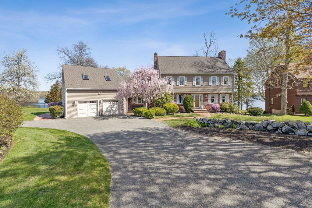 Property Photo: 38 Reservoir Dr MA 01923
