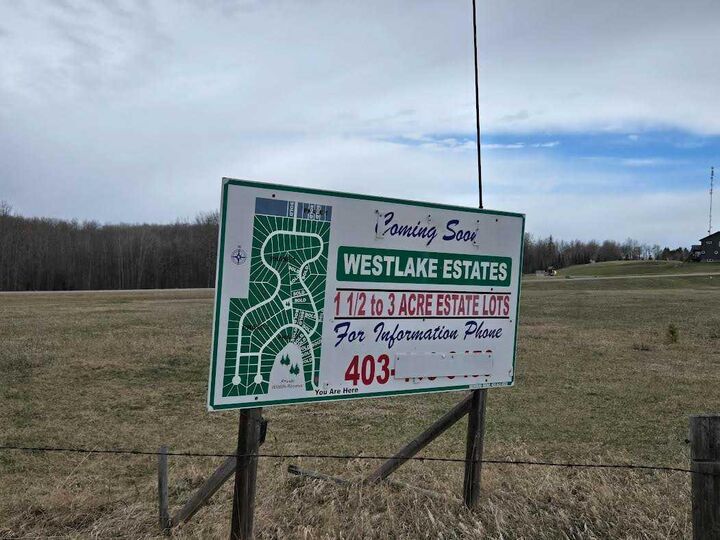 Property Photo: 140 Bruhn Boulevard AB T4N 4E7