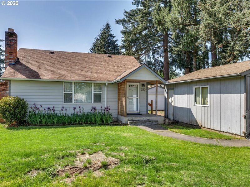 Property Photo: 539 NE 160th Ave OR 97230