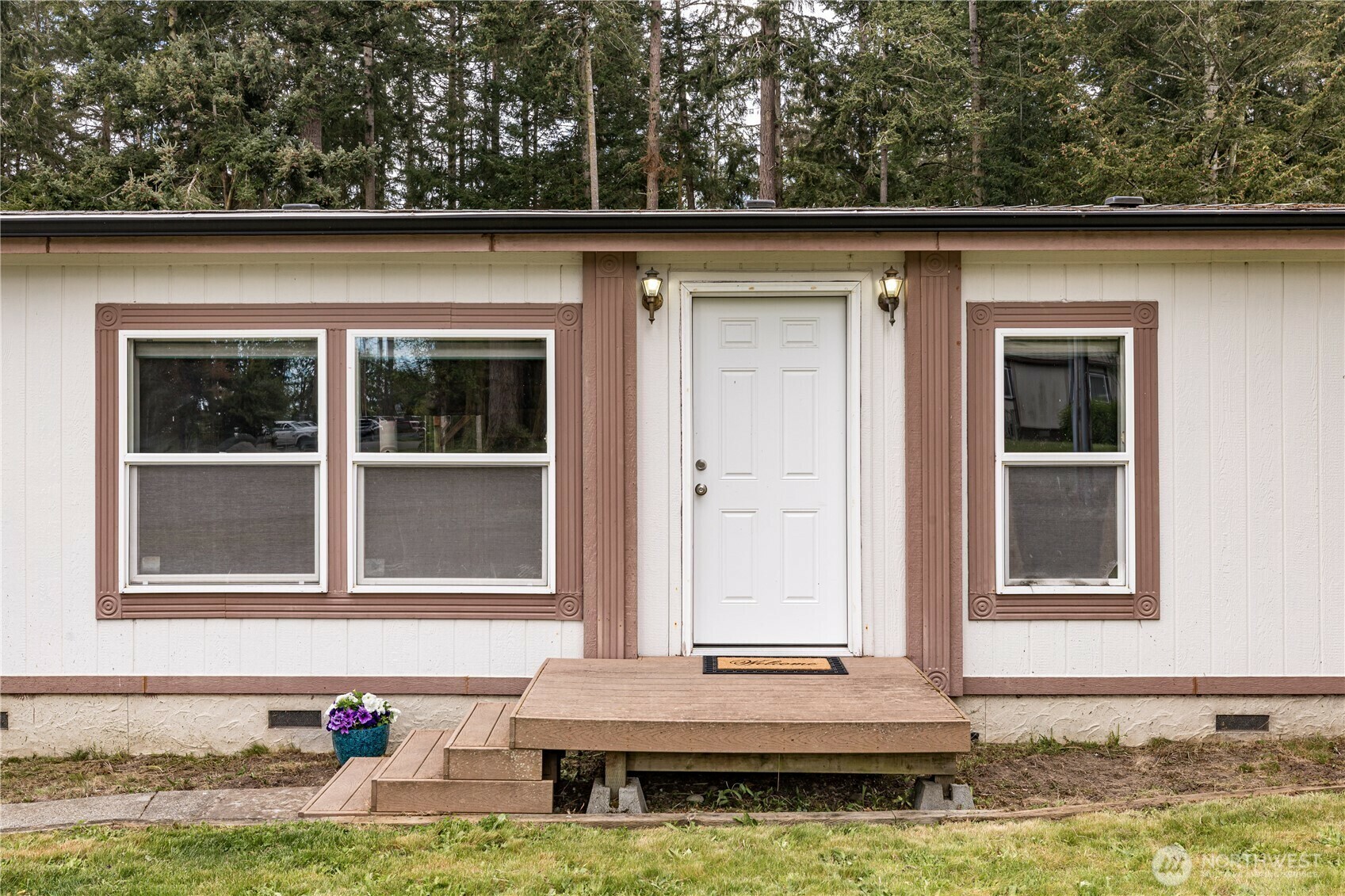 Property Photo: 506 Ocean View Drive WA 98277