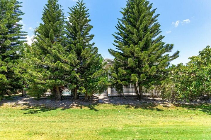 Property Photo: 4800 Bocaire Boulevard FL 33487