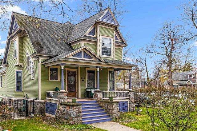 Property Photo:  223 W Eighth Street  MI 49684 