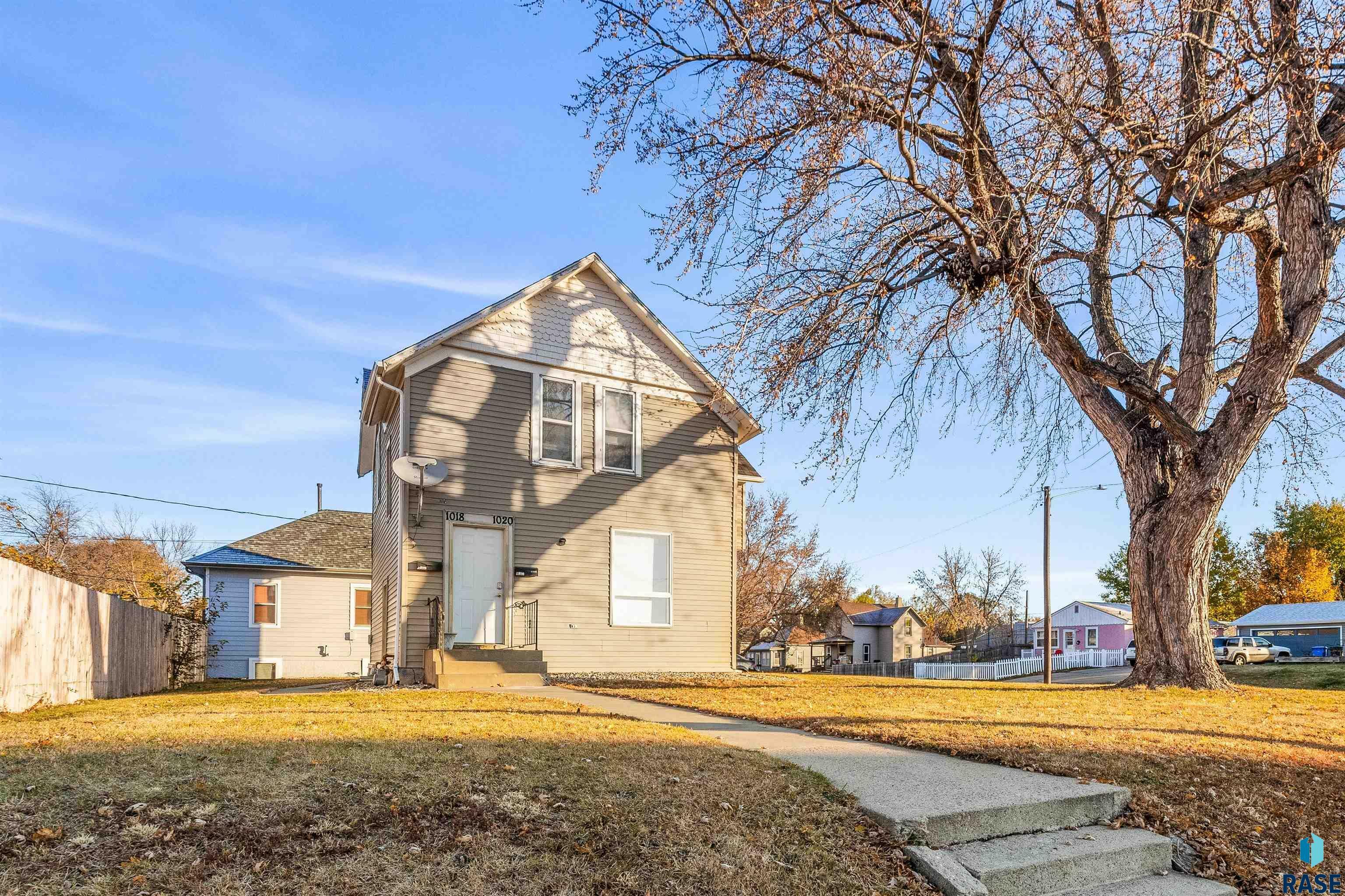 Property Photo: 1018 E 6th St SD 57103
