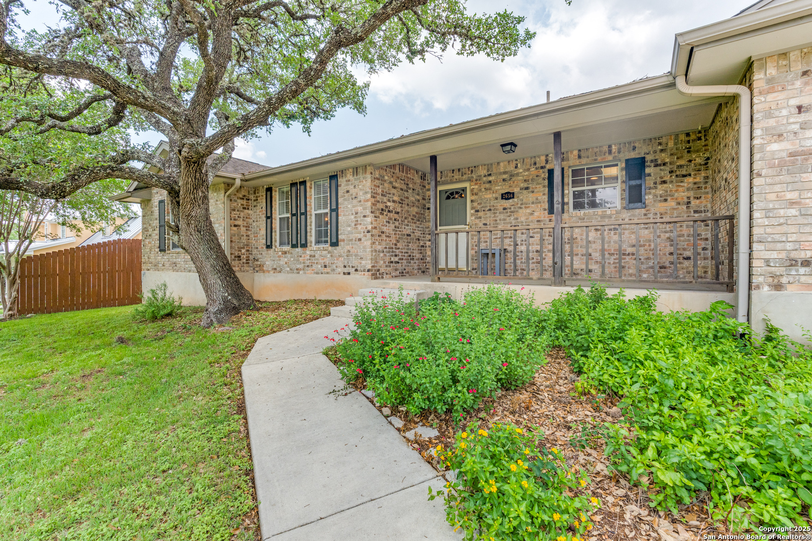 Property Photo: 2656 Country Ledge TX 78132