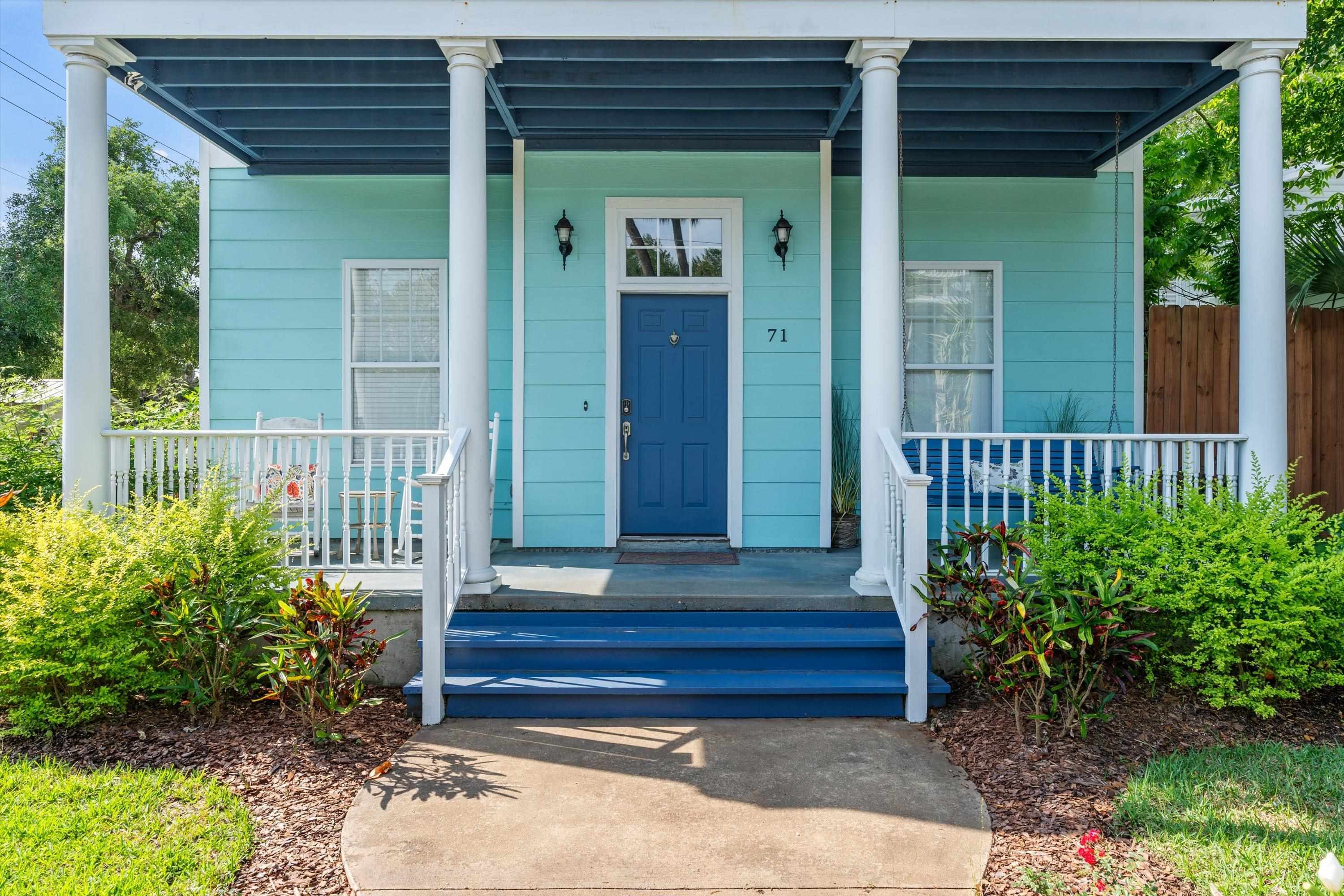 Property Photo:  71 Park Pl  FL 32084 