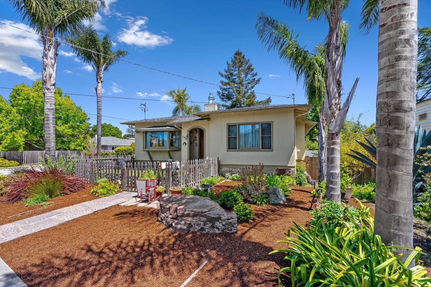 Property Photo:  150 Darwin Street  CA 95062 