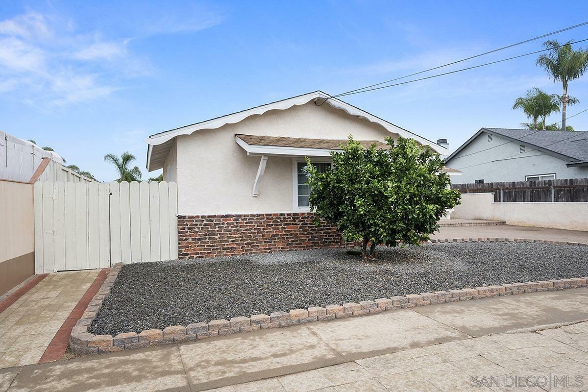 Property Photo: 4148 Cole Way CA 92117