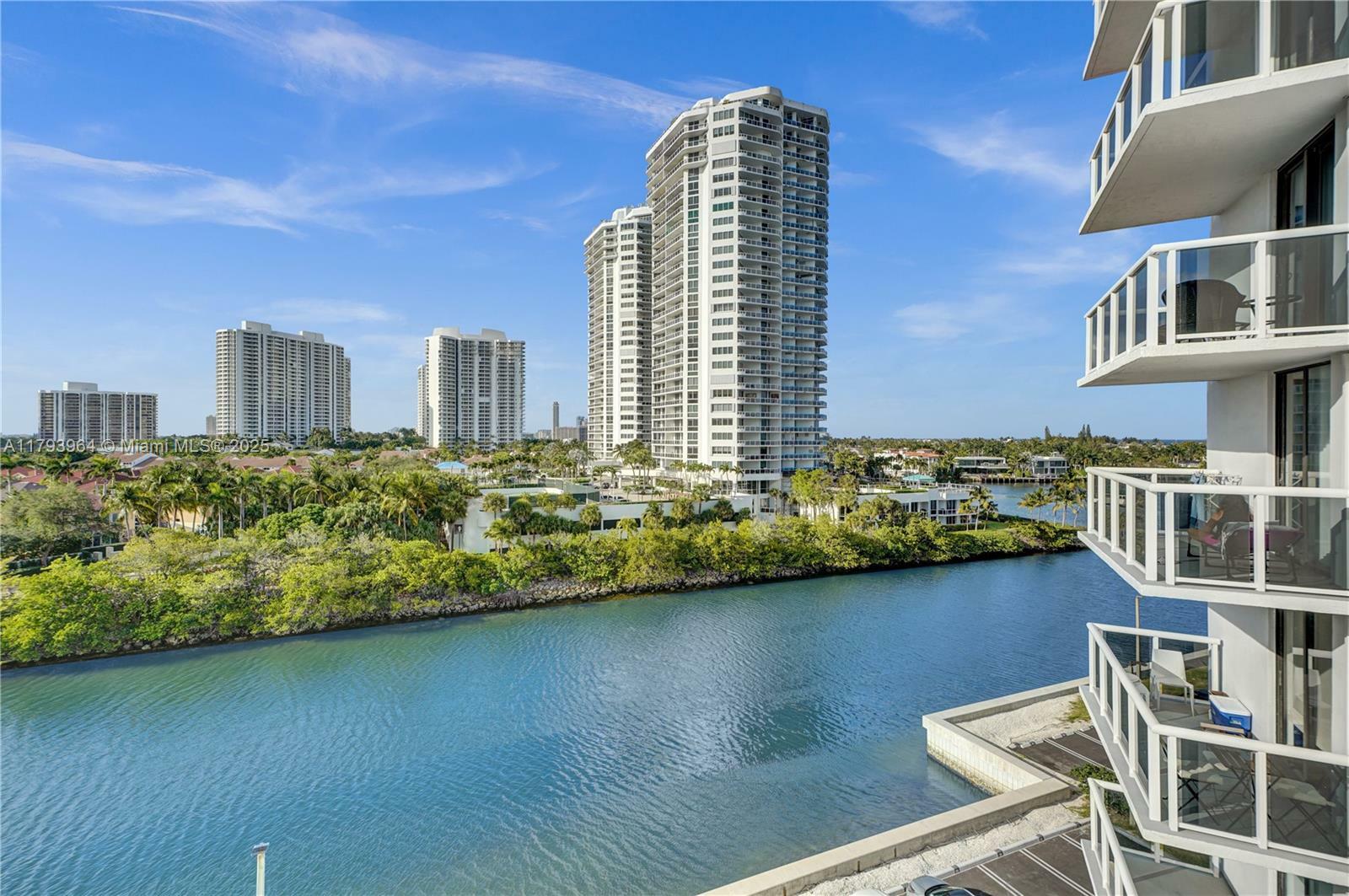 Property Photo:  20505 E Country Club Dr 732  FL 33180 