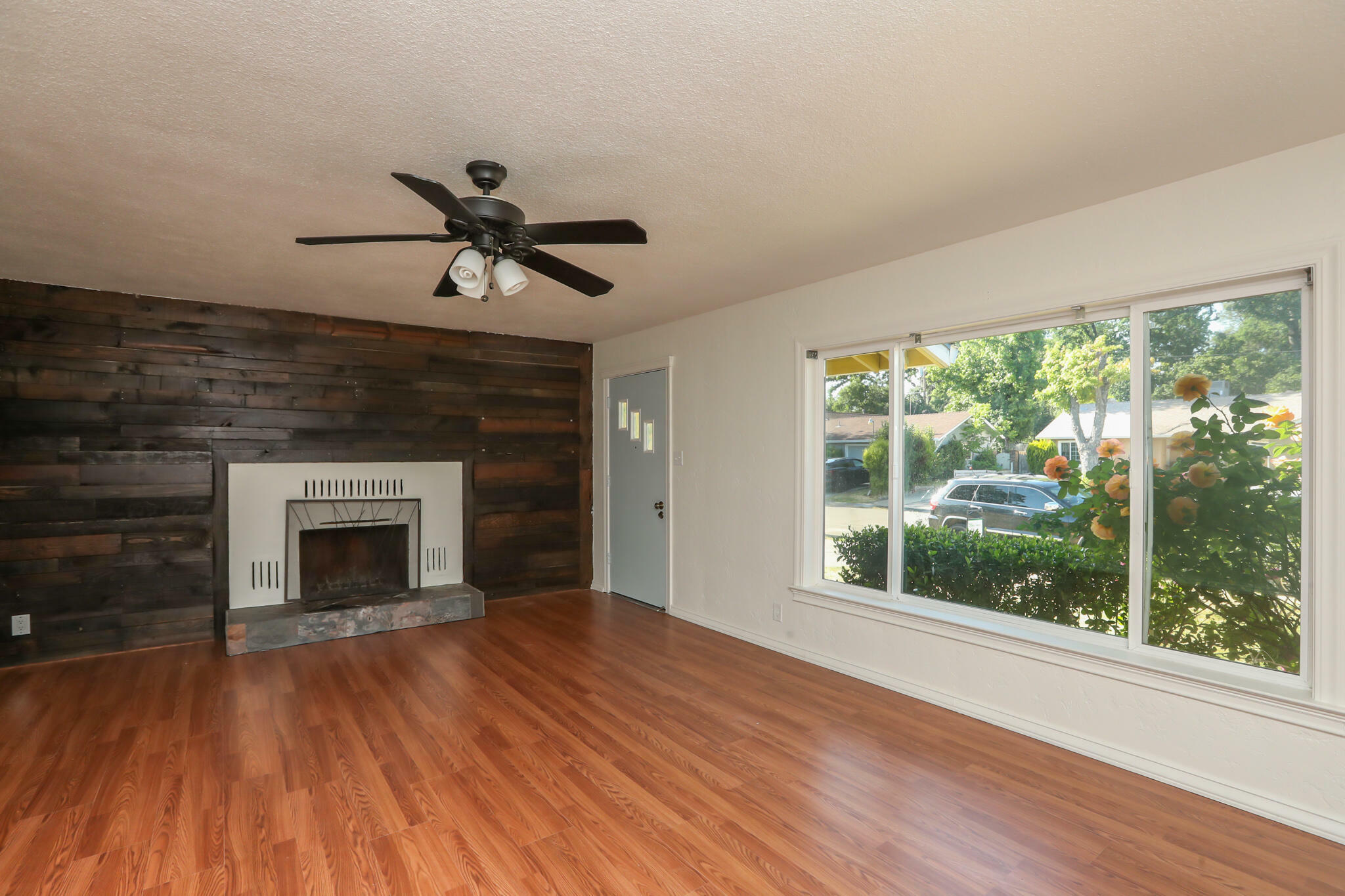 Property Photo: 173 Oleander Circle CA 96001