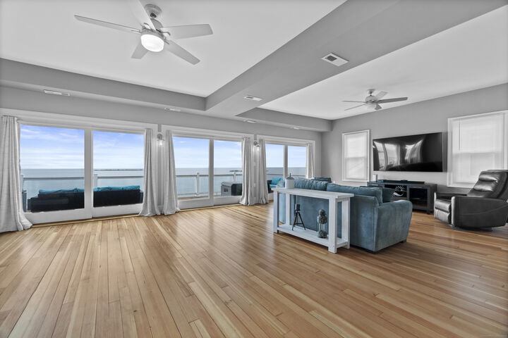 Property Photo: 2 Jamaica Court CT 06512