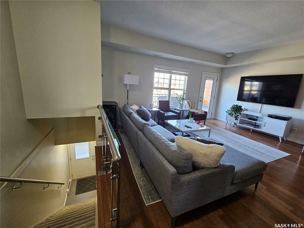 Property Photo: 1015 Patrick Crescent 1706 SK S7W 0M4